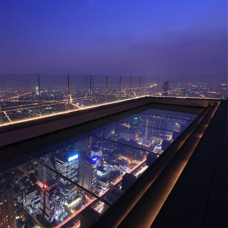 mahanakhon skywalk