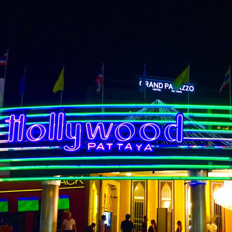 hollywood pattaya