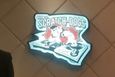 scratch dog